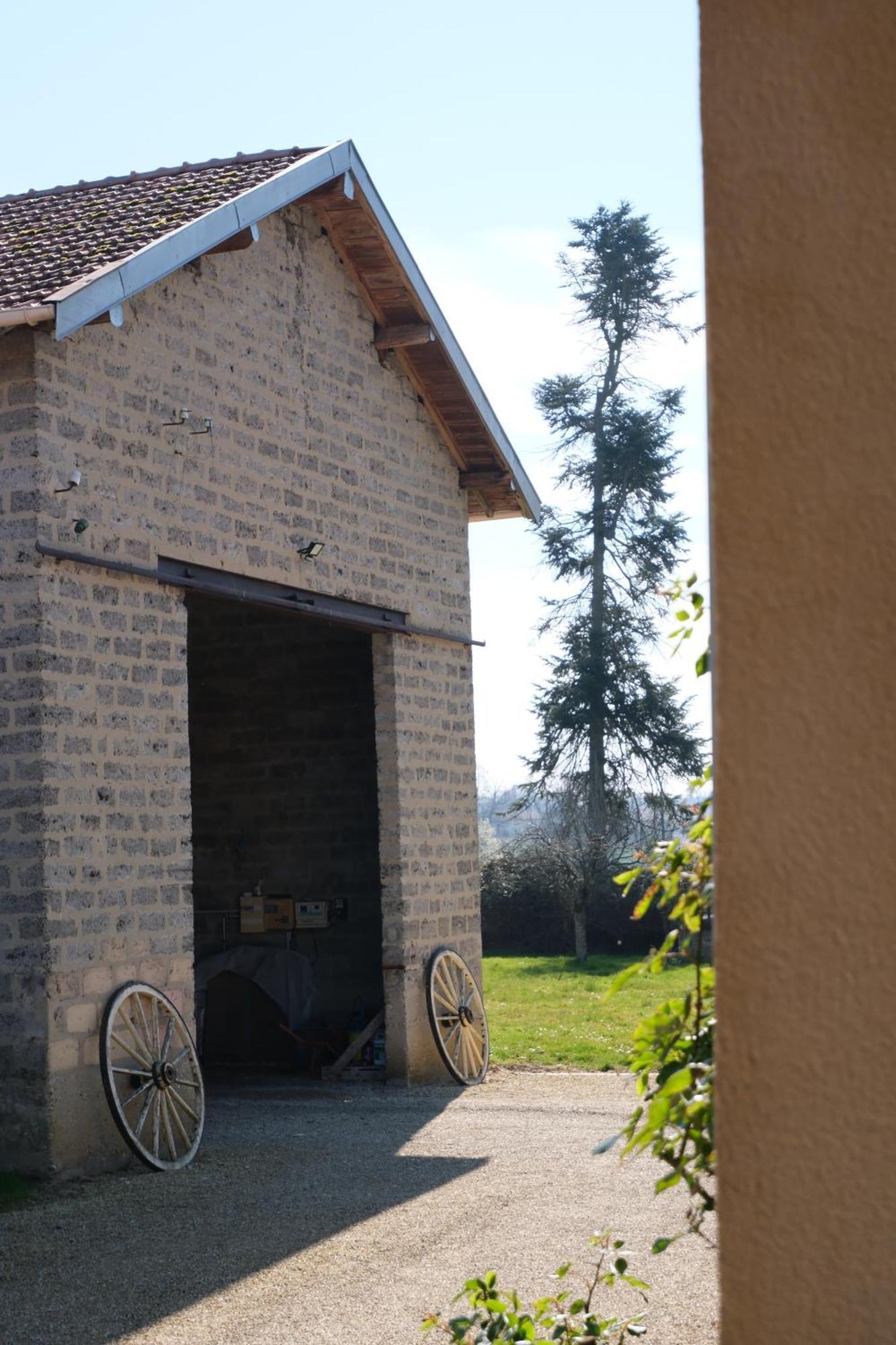 La Petite Parenthese Bed & Breakfast Chaveyriat Exterior photo